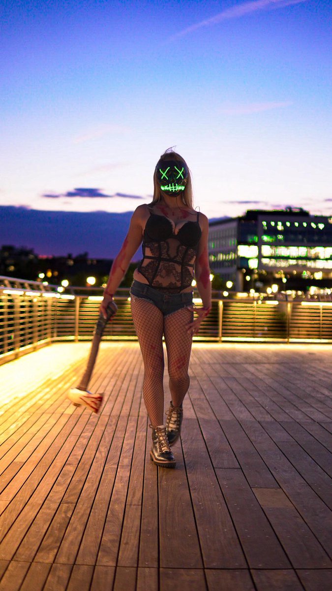 Happy Halloween! 🎃

Photographer: [ig]@take1_media 
onlyfans.com/msmariesummers #girlnextdoor #bostonfemalemodel #bostonmodel  #bostonfemalemodel #bostonmodel #msmarie #msmariesummers #mariesselfies