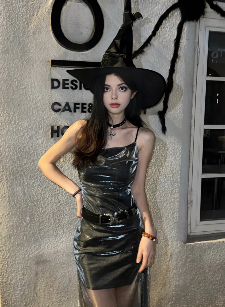 HerGentleDays's tweet image. Happy Halloween! 🎃 Time for tricks, treats, and spooky vibes!  #HappyHalloween  #USA #SpookyMoments