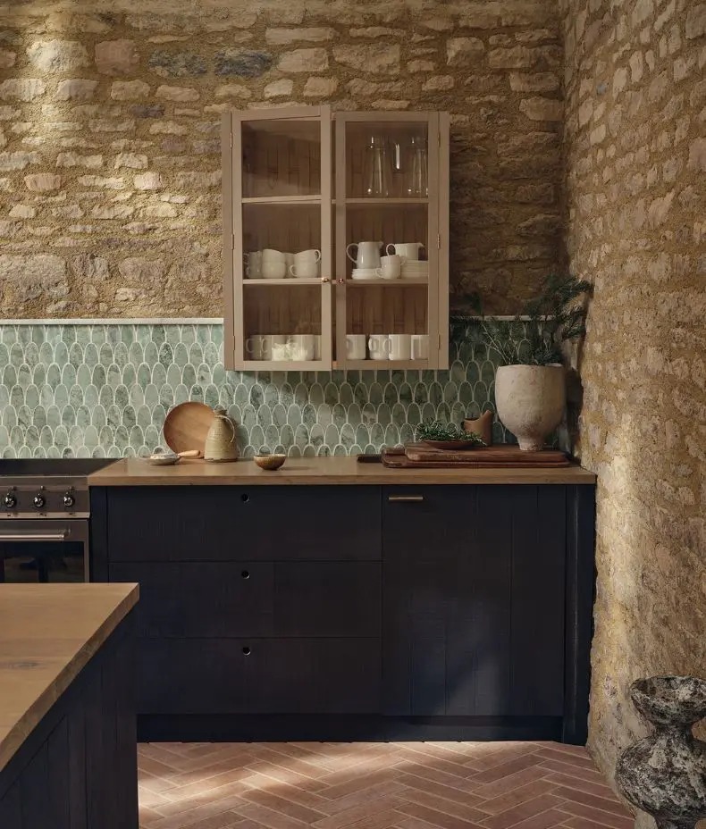 🏡 Planning a home refresh? 🏡

With your New Forest Card, you’ll get 10% off all items at lymington tile centre — from stylish ceramics to natural stone and everything in between.

A great way to support local and save on your next home project!