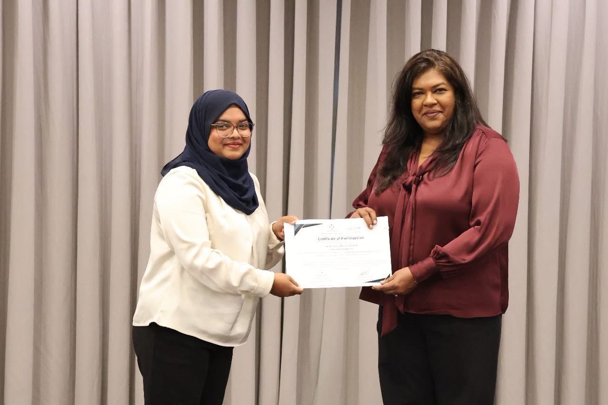 UNICEFMaldives's tweet photo. #ForEveryChild, access to justice that protects, empowers &amp; restores. 

 📸 Closing of ‘Understanding the Child in the Courtroom’ Refresher &amp; ToT for judges &amp; judicial staff, aiming to build a child-sensitive, rights-based &amp; empathetic juvenile justice system in 🇲🇻

@djamaldives https://t.co/tHE8ekLkSv