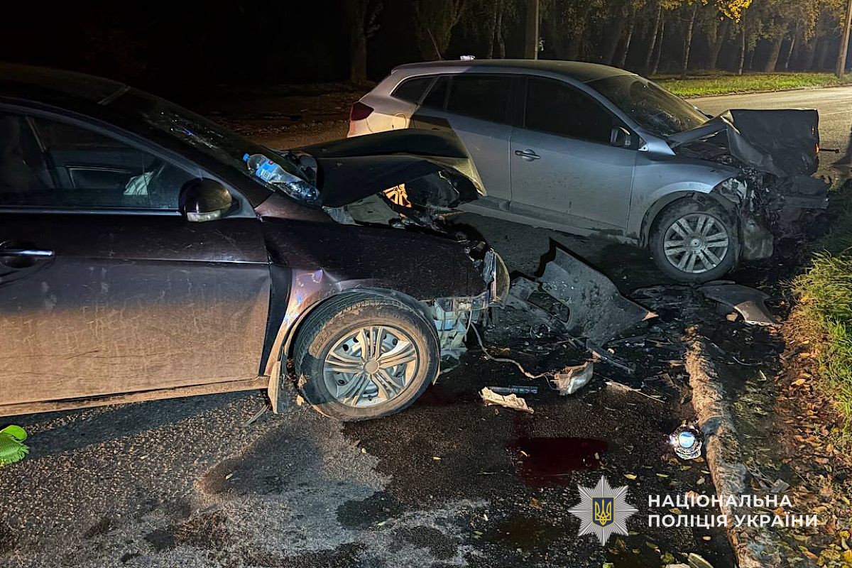 GUNP_Dnipro's tweet image. Криворізькі поліцейські розпочали досудове розслідування за фактом ДТП, внаслідок якої постраждало п’ять осіб
Джерело: dp.npu.gov.ua/news/kryvorizk…
@34_tv
@news112ua
@istv
#Поліція #Дніпро #новини