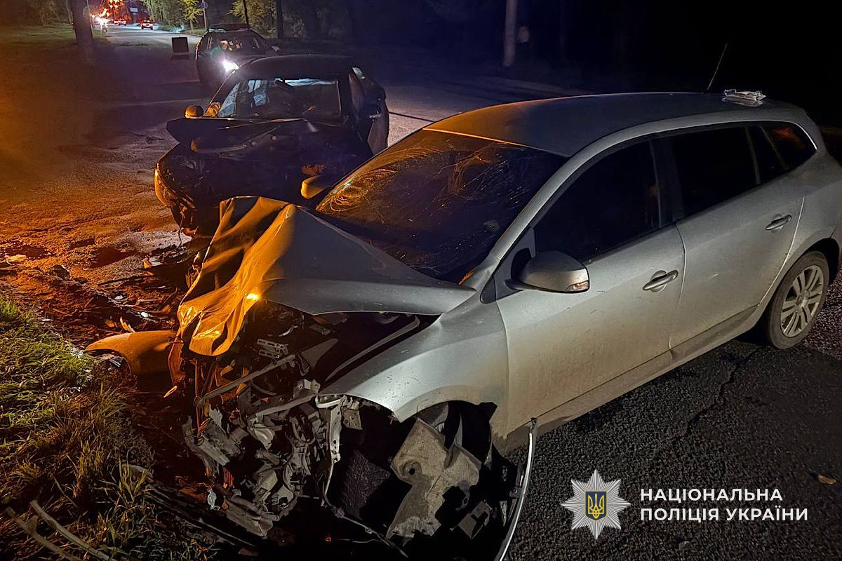 GUNP_Dnipro's tweet image. Криворізькі поліцейські розпочали досудове розслідування за фактом ДТП, внаслідок якої постраждало п’ять осіб
Джерело: dp.npu.gov.ua/news/kryvorizk…
@34_tv
@news112ua
@istv
#Поліція #Дніпро #новини