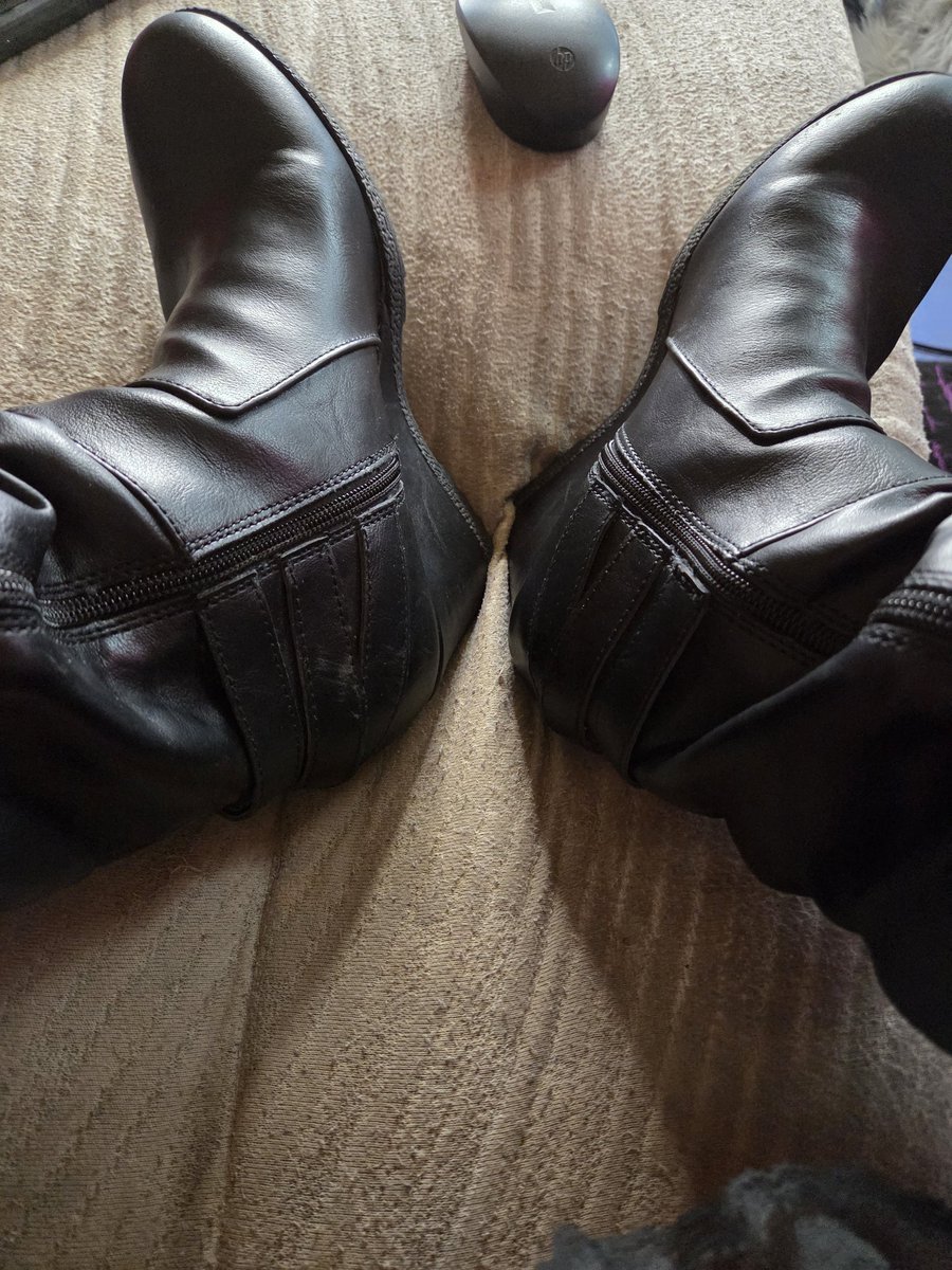 Vote to help davisdesires win in the Trick or Treat Contest on <a href="/ManyVids/">ManyVids</a> ➡️ manyvids.com//contests/5910…