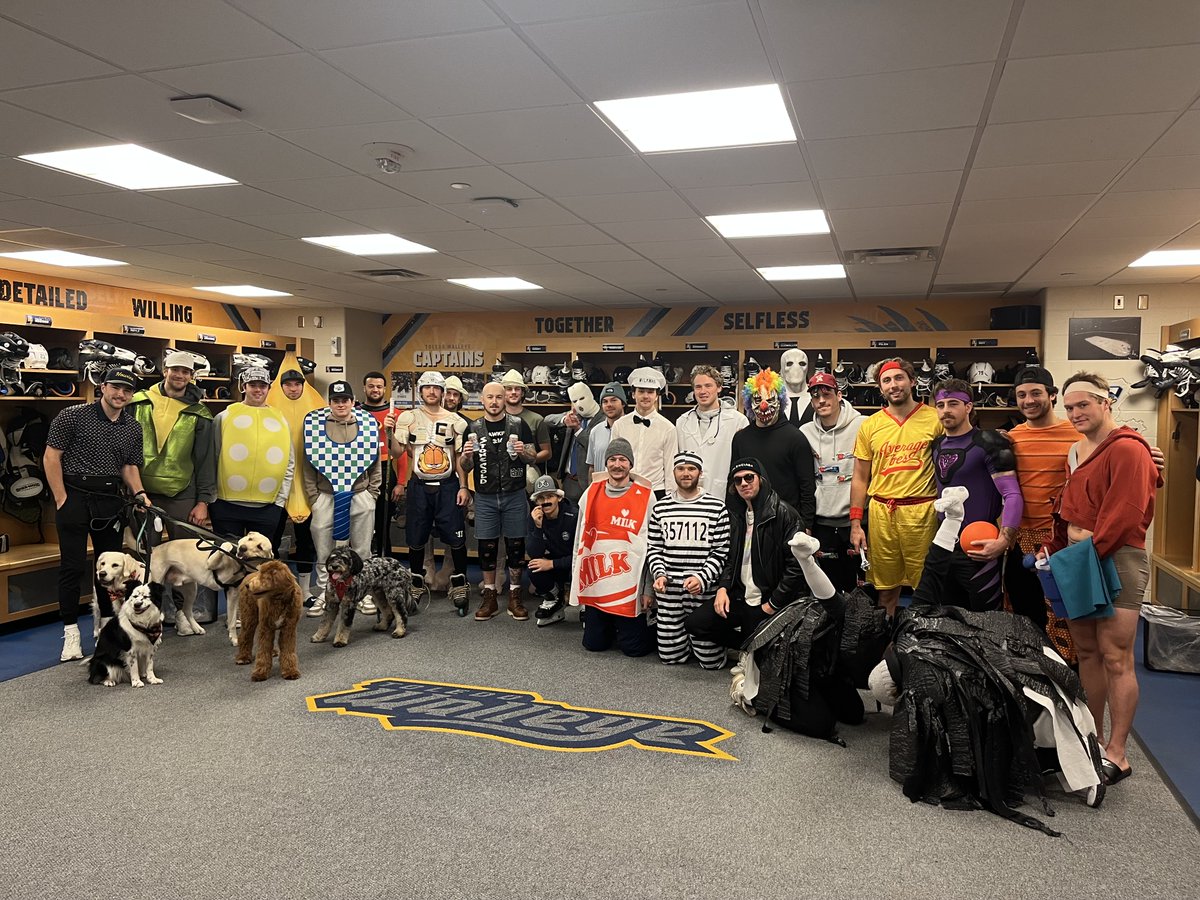 This group shows up on your doorstep - are they getting a trick or a treat? 👻

Happy Halloween from the Fish 🎃