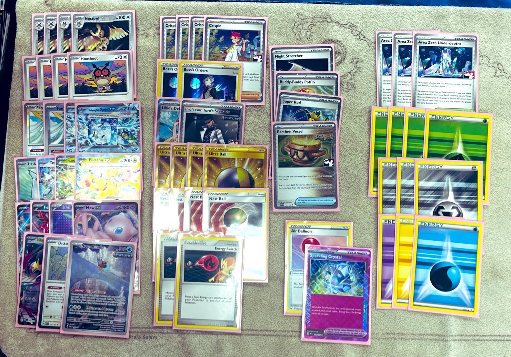 Went 3-0 last night with Tera Box. I forgot how fun this deck was. And it looks so pretty in the rose petal <a href="/FCBCArmor/">FCBC</a> sleeves😍

TrioMill- WW
grimmy-WW
grass box with sinitcha-LWW