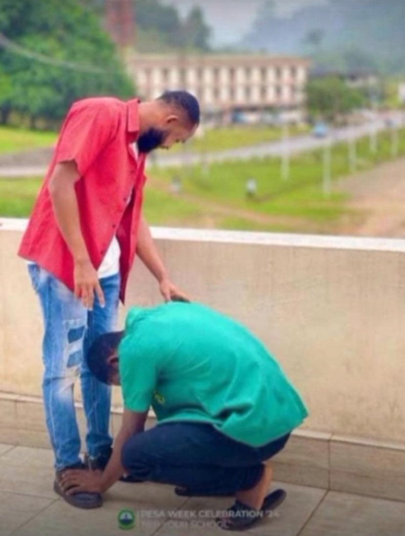 Father ❤️🖤 and son 💚💚

God is indeed a MOBA ❤️🔥🔥