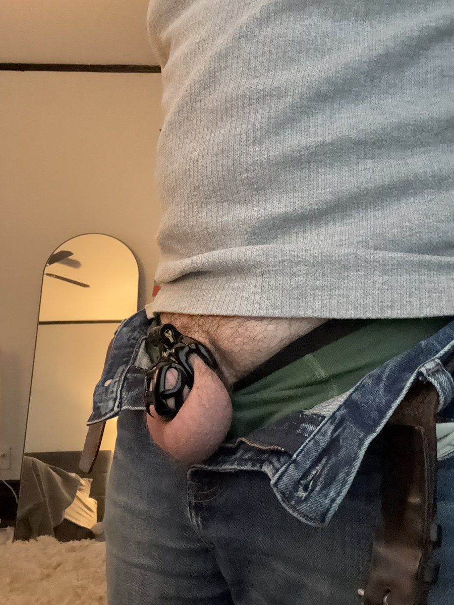 FreakAndGeek69's tweet photo. Day 31. Locktober may be coming to an end but NoNutNovember starts tomorrow https://t.co/joJl05rqzm