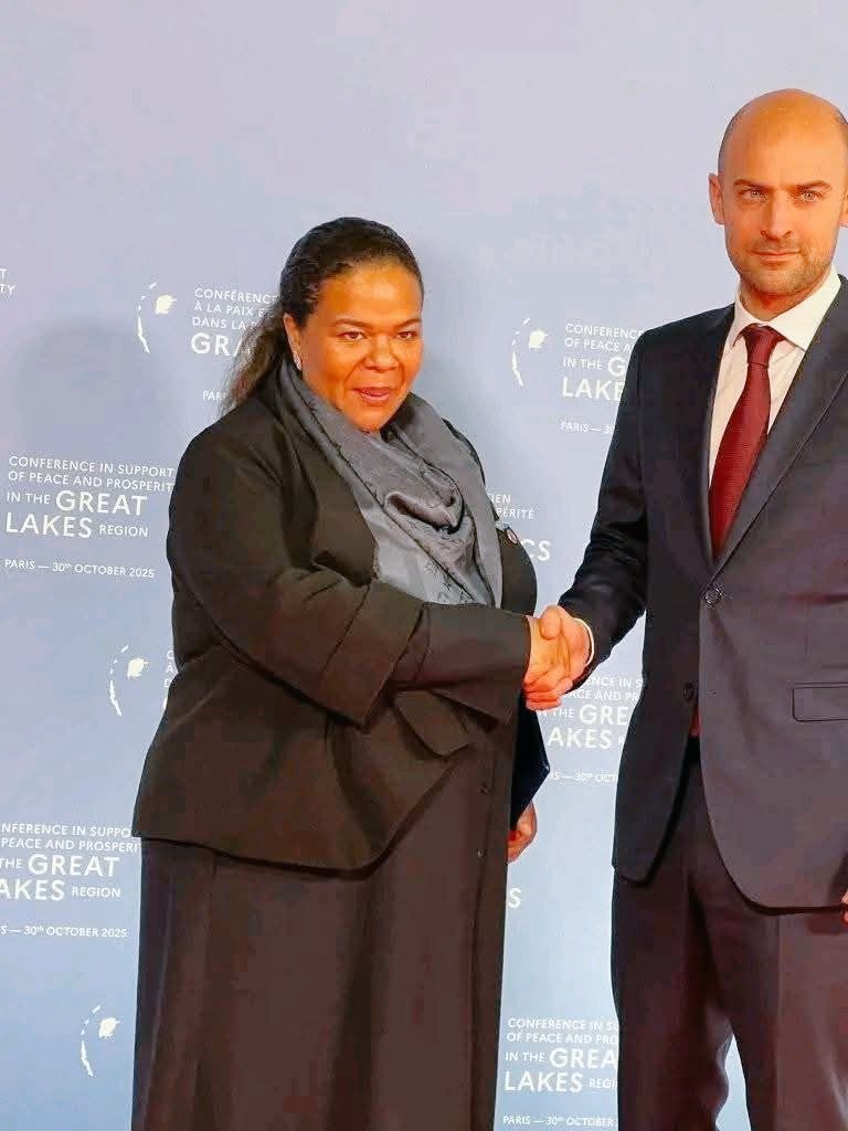 Paulette Kimuntu Kim tweet media