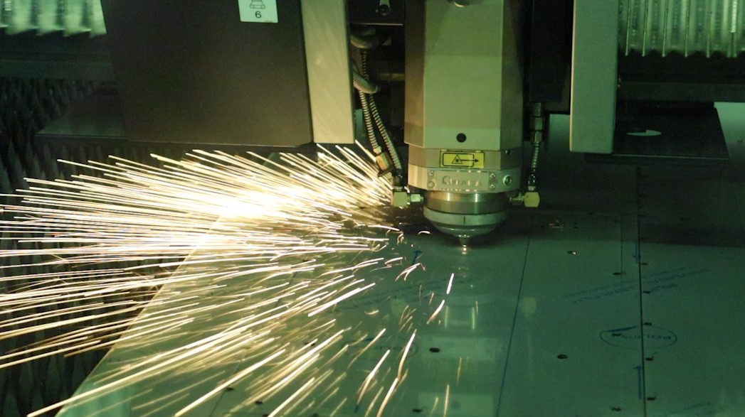 herschel_ir's tweet image. Great to host Adrian Fox, Church of England Environment &amp;amp; Sustainability Officer, at our Bristol facility. We demonstrated how our Halo infrared heaters unite precision design, expert craftsmanship &amp;amp; smart control tech to support sustainability and heritage.