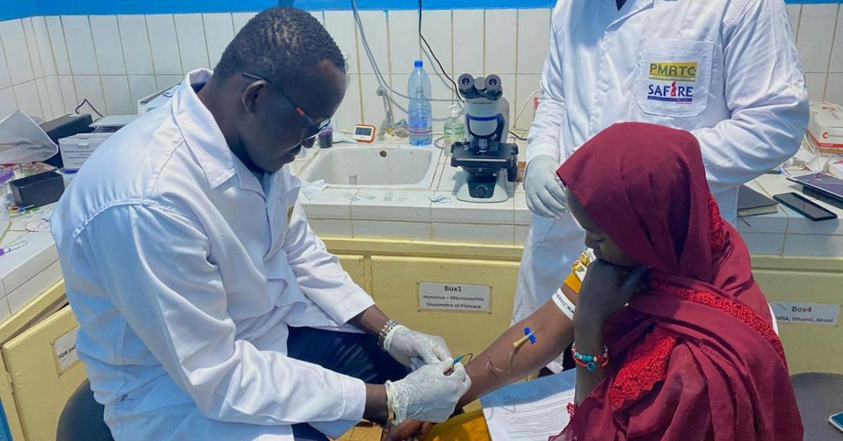 EDCTP3's tweet photo. 🎙️ Did you listen to our #SAFIRE project, working on #malaria in pregnancy, on the @bbcworldservice Health Check?
Prof. Kayentao spoke about enrolling the first patients in this historic Phase 3 #clinicaltrial in 🇲🇱 🇧🇫 🇰🇪
🔊 From 17:00:
https://t.co/hv5A78tp64 https://t.co/S1Vi1BmkOF