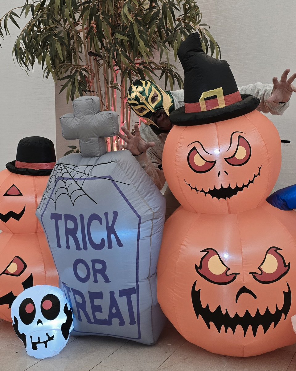 Happy Halloween from <a href="/ILMustachio/">IL MUSTACHIO</a>