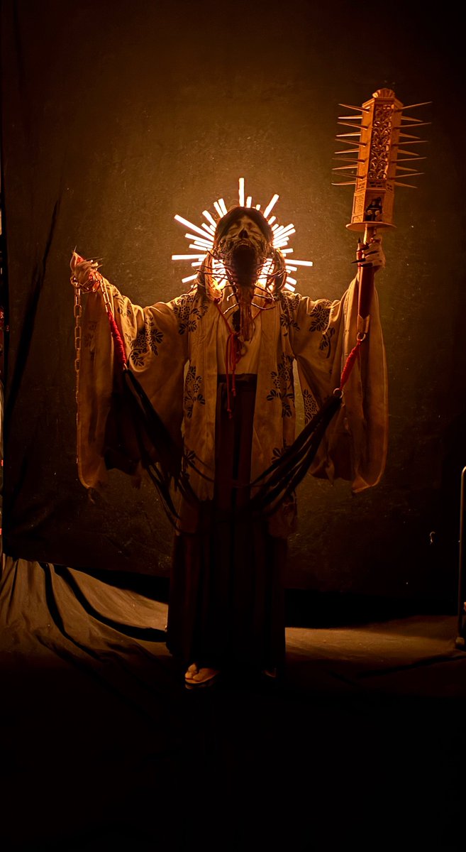 五百円、返さなくてもいいよね？

#サイレントヒルｆ 
#コスプレ