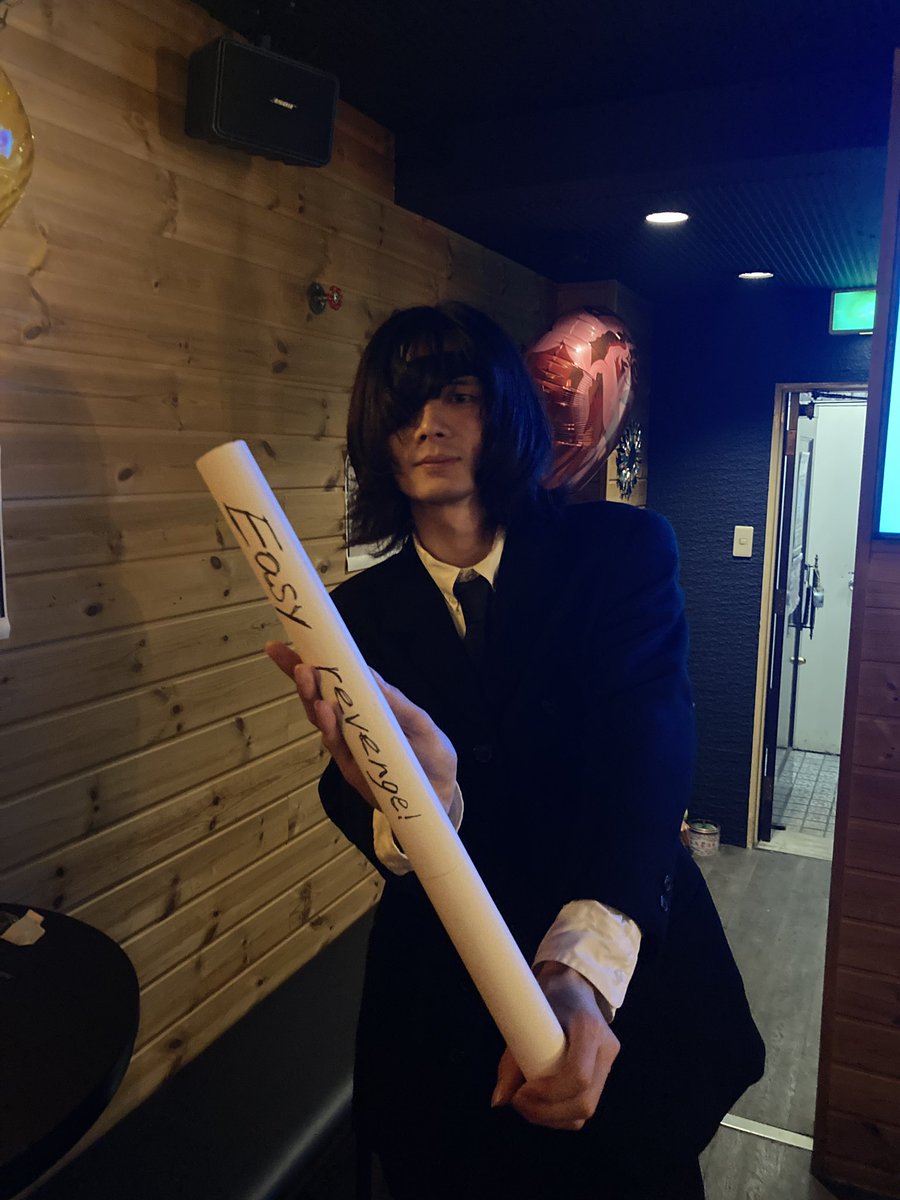 FTGMHRKM's tweet image. タバコがデカすぎる姫野先輩