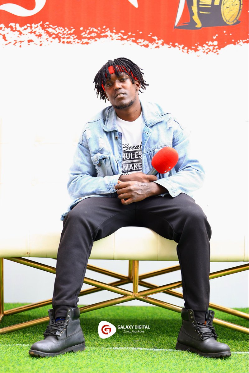 GalaxyFMUg's tweet image. Rasta Man @Owemputtu_ looking fly for the #ZzinaBigBang 

Powered by #SpiceOn | #CaptainMorganUG