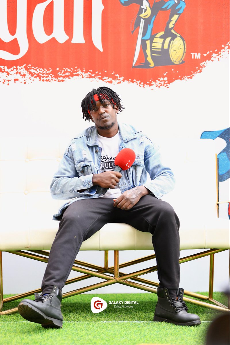 GalaxyFMUg's tweet image. Rasta Man @Owemputtu_ looking fly for the #ZzinaBigBang 

Powered by #SpiceOn | #CaptainMorganUG