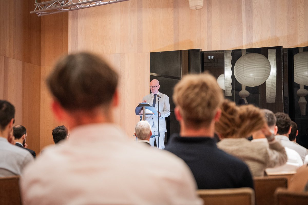 Ayer celebramos el esfuerzo y los sueños cumplidos de nuestros deportistas. 

🔥 El equipo de rugby 7, ¡campeón de Europa 2025!

💙 Becas de Deporte Universitario y Alto Rendimiento.

🥇 Y a los medallistas de los CEU…
gracias por inspirarnos cada día con vuestro ejemplo.