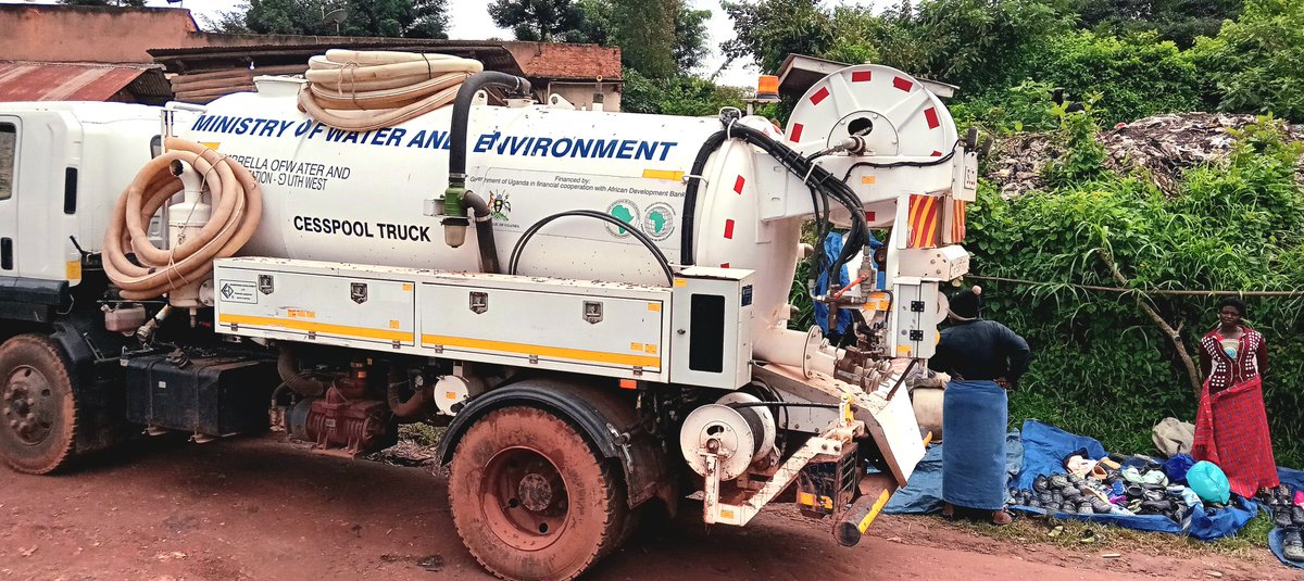 #LakeBunyonyiEcoMarathon  edition 2025   is not a mere run but a kick starter to  improved domestic Waste Management by communities, to reduce on the Lake's excessive pollution.