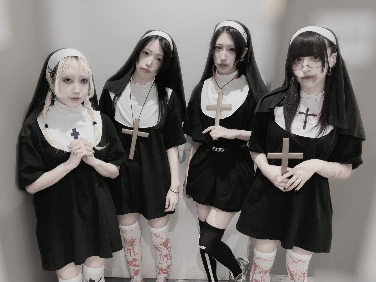 BETTER NEVER THAN LATE アート グループ展 パンフレット BETTER NEVER