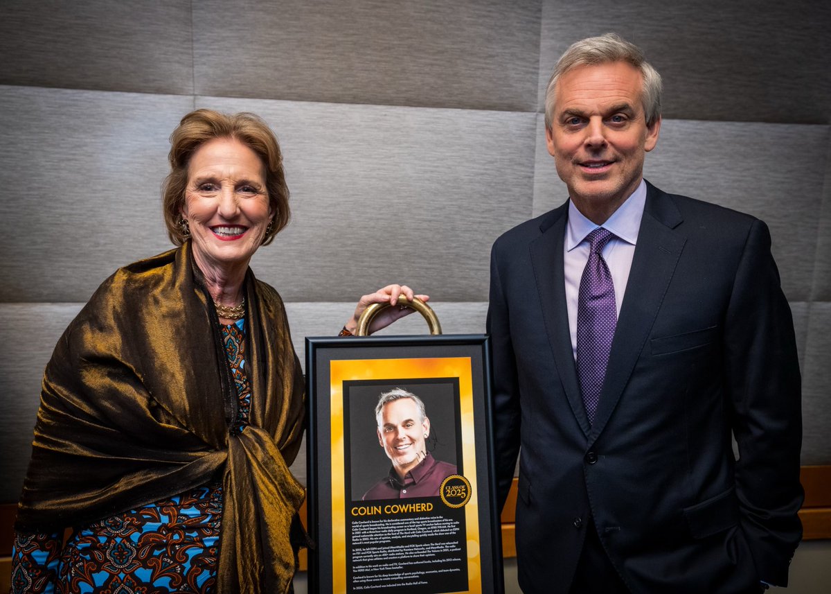 Honored and humbled last night by my induction into the radio HOF. Thank you to ⁦⁦<a href="/iHeartRadio/">iHeartRadio</a>⁩ and Julie Talbott for ten years of support. 👏🏻 👏🏻 👏🏻