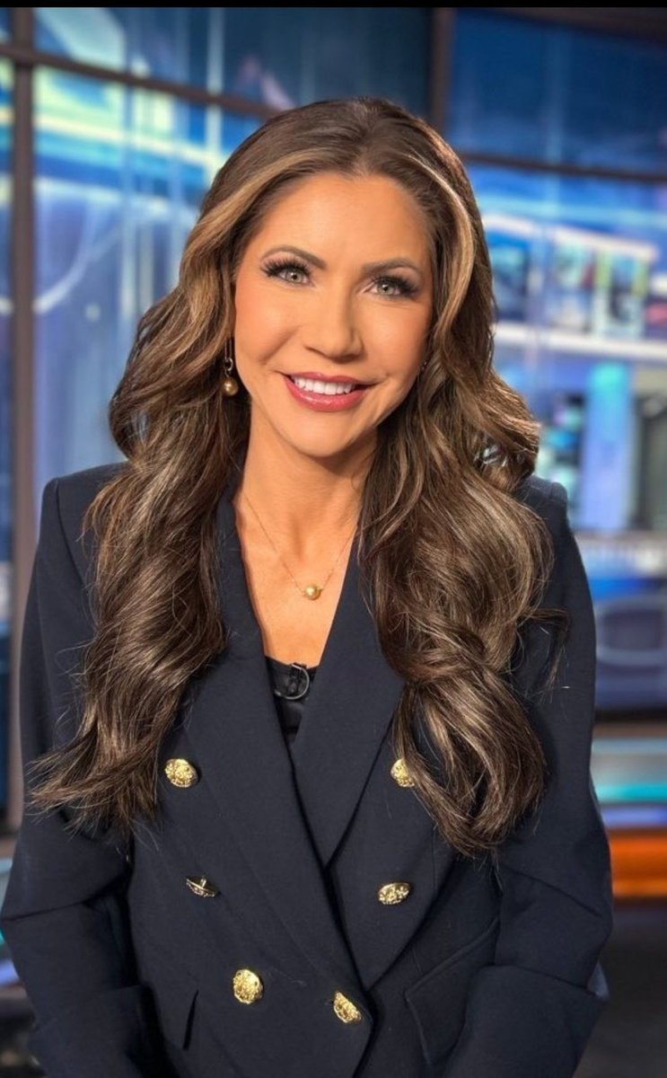 Drop a❤️🇺🇸 if you support Kristi Noem!!