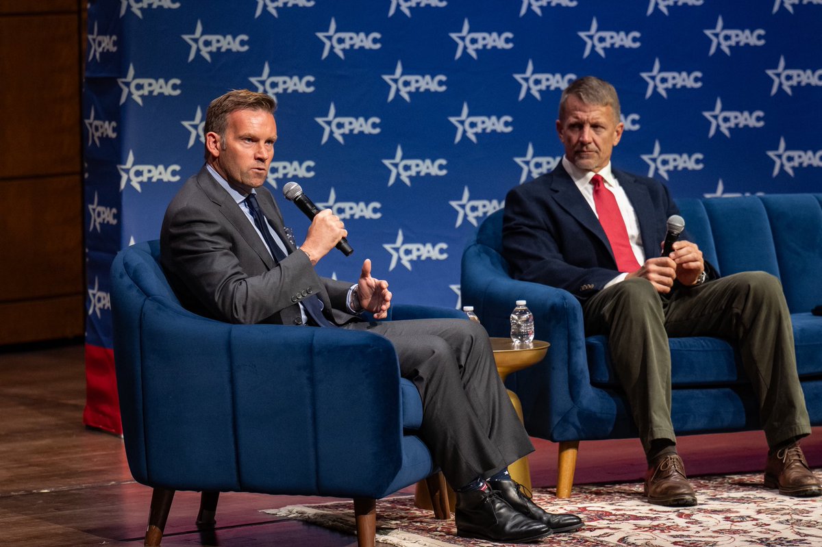 one_man_in's tweet image. At the @cpac Christian Persecution Summit, I had the privilege of joining a fireside chat alongside the venerable @realErikDPrince 

One + God = The majority. 🏴‍☠️