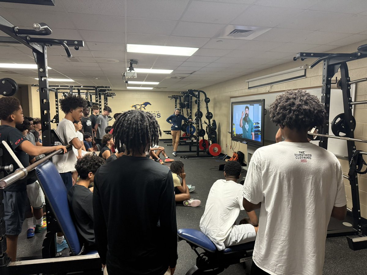 cyranchbhoops's tweet photo. Mustangs hoops continuing to learn The Texas Way!! 🏀🏀🏀🏀#AcceptReality
@CFISDAthletics
@cyranch2008 https://t.co/4xEeRY1RHx