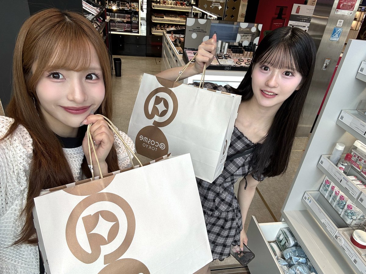 アットコスメさんで爆買いしました🛍✨️
沢山おすすめしたから見てね〜！