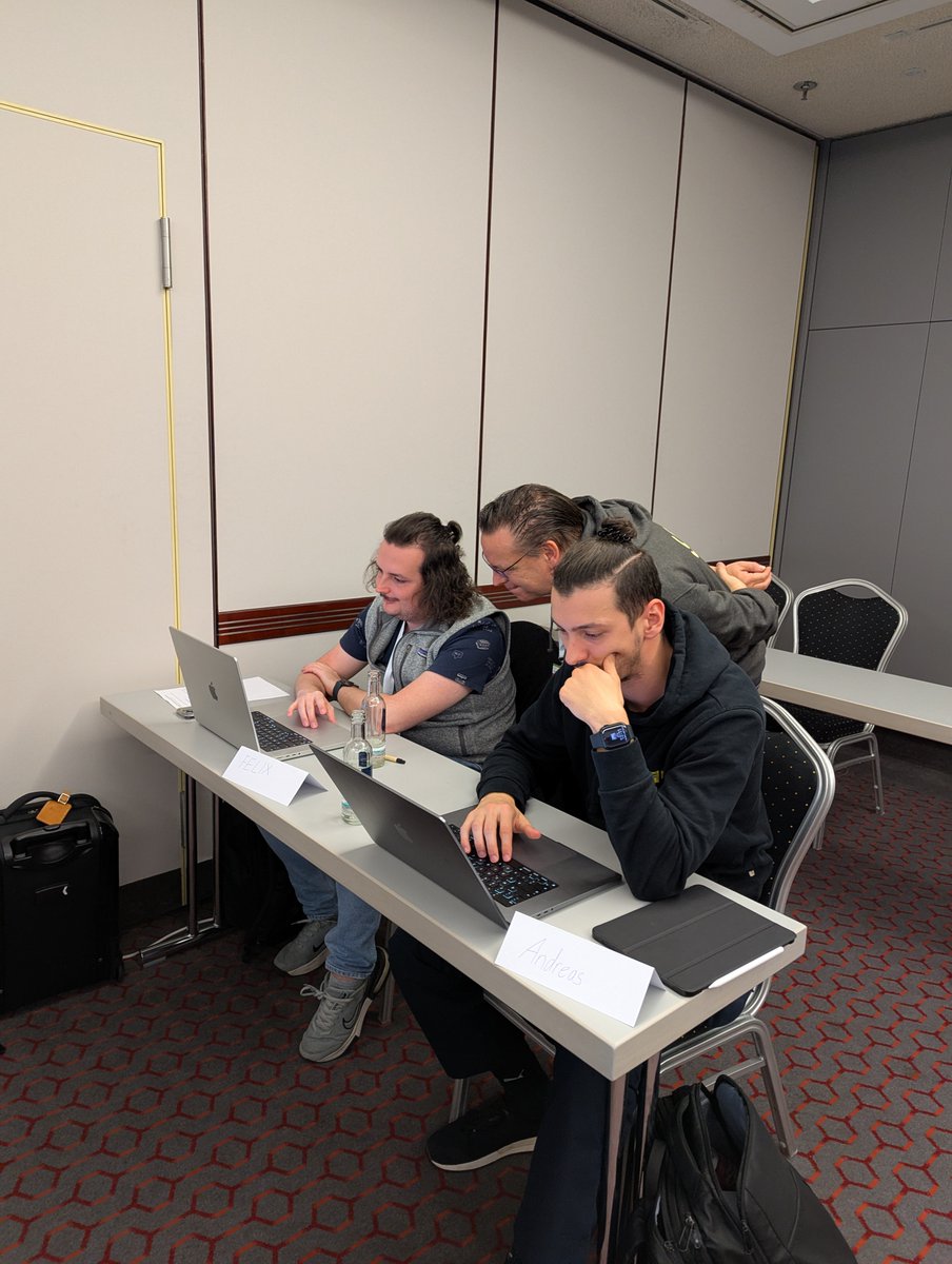 phpconference's tweet image. 💻 Workshop Friday at #IntPHPcon Munich!
🔐 @SynchroM – Full-Stack Security for PHP Apps
⚙️ @spriebsch – Modernizing PHP 8+
From security deep dives to refactoring legacy code — hands-on learning in full swing 💪
#PHP #Developers #Workshops #phpconference