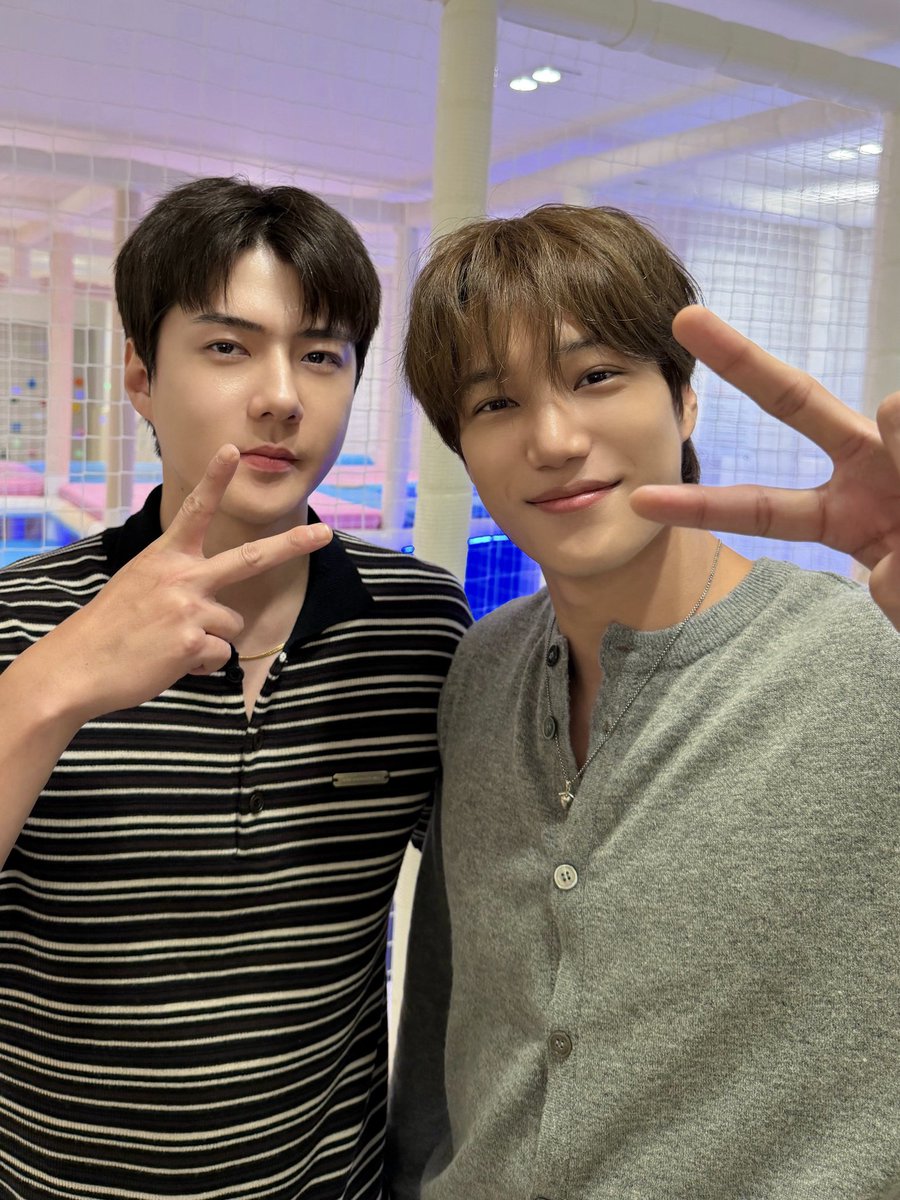 SeHunChile's tweet image. 251031 Actualización de EXO en sus redes sociales con #SEHUN y Kai por su participación en el episodio 5 del programa «콜미베이비 (Call me baby)».

© weareoneEXO 

#SEHUNOnCallMeBaby #WeAreOneEXO #EXO #엑소 #EXO_SC #오세훈 #吳世勛 #セフン