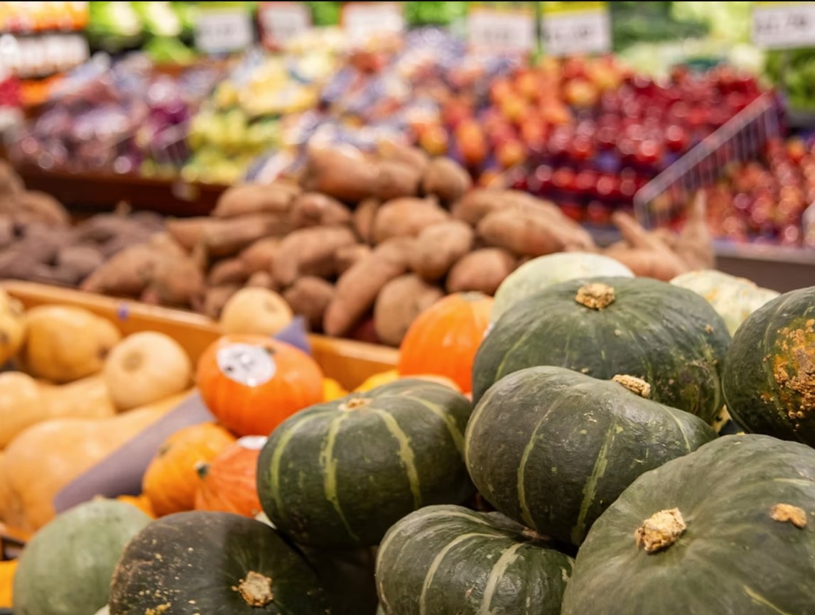 braininjurysvcs's tweet image. 🍎 Virginia Fresh Match Harvest Special! Get $20 in FREE fruits/veggies at farmers markets &amp;amp; 75% off at grocery stores! Find out more: virginiafreshmatch.org/locate #VirginiaFreshMatch #HarvestSpecial #SNAP #FoodAccess #SupportLocalFarmers