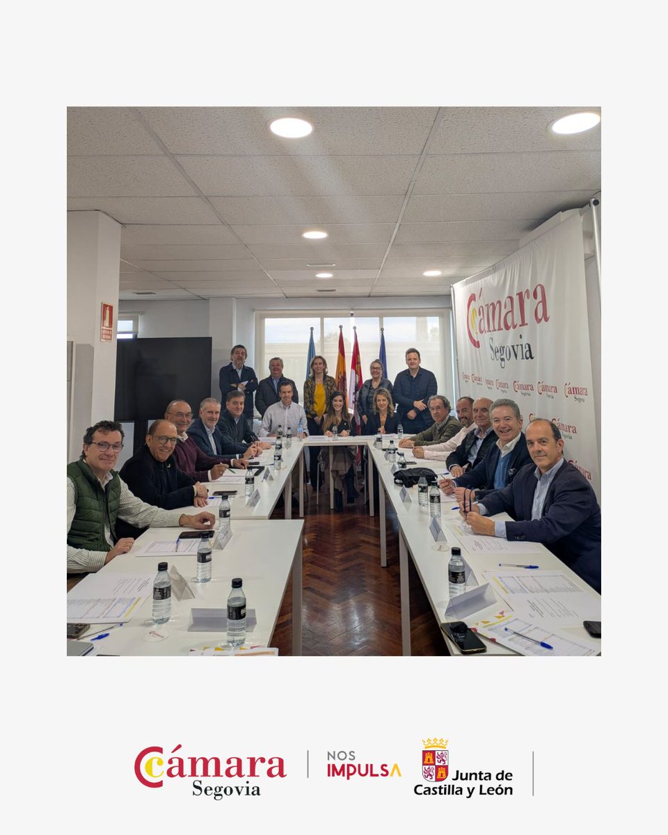 El Pleno de la <a href="/Camara_Segovia/">Camara de Segovia</a> ha nombrado hoy, por unanimidad, a José Encinas Herrero como secretario general, en funciones, de la entidad.
También se ha aprobado el Presupuesto para el ejercicio 2026.

👉tinyurl.com/28ms8j6s

#CámaraSegovia