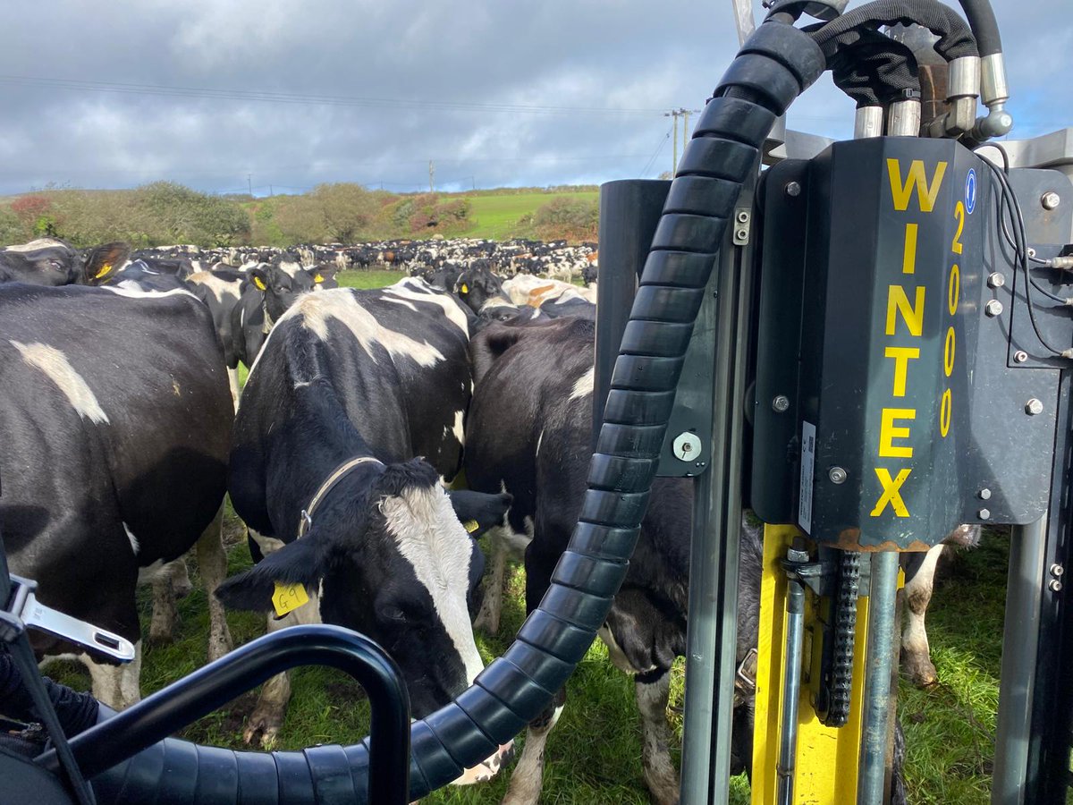 TerraFarmer_Ag's tweet photo. Getting a lot of interest in our #Wintex Agro 2000 hydraulic soil sampler...๐คฃ
Did you know we can supply complete rigs & sampling units, as well as genuine spare parts, repairs & servicing?
Get in touch๐
https://t.co/ZBnCikiiix
#soilsampling #WintexAgro #farmingUK https://t.co/dkkLyMmeNw