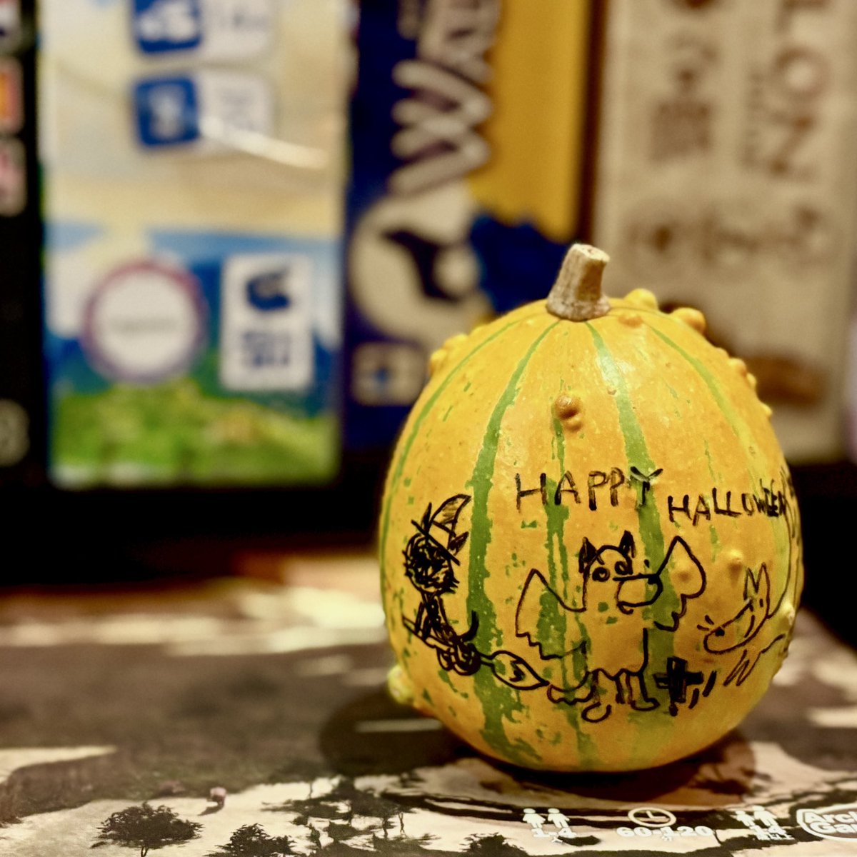 screengames3's tweet image. Happy Halloween🎃

そんな訳で本日、持ち込み企画な『Halloween ボドゲ会』でした！

コレからの時期、色々友達とかとあつまる機会も増えて来ると思います。

そんな時は、一度SCREENに声かけてもらえれば、いつもと違う楽しい事できるかも！

ーーー
◾️11/1(土)、2(日)、3(月)
営業時間…