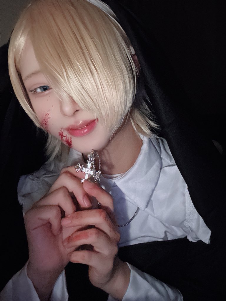 ✝︎ Happy Halloween ✝︎