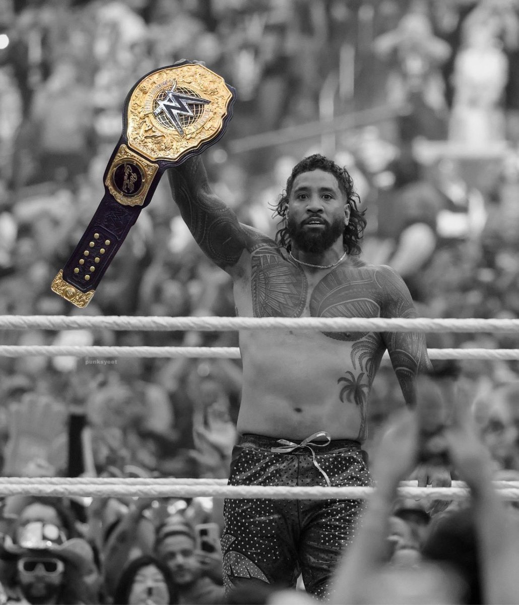 Roman's era 𓃵☝🏻 tweet media