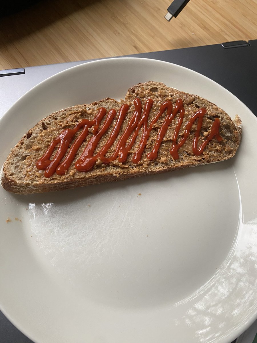 Lyn- shedtwt tweet media