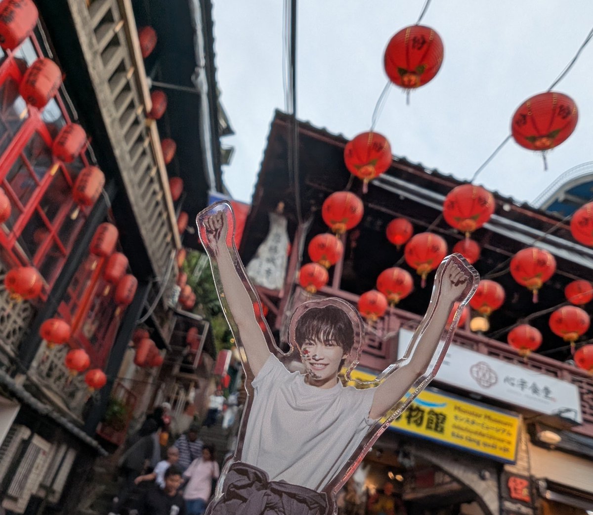 🍓 (@itsdemodocodemo) on Twitter photo 