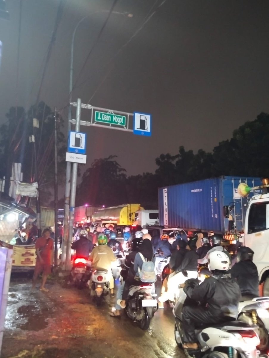 daan mogot arah jakarta ada konte rebahan