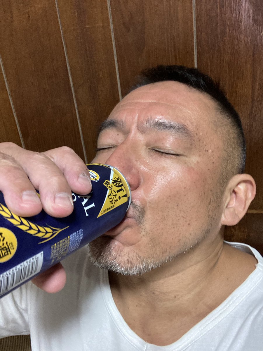 只今23時半。
『竜泉寺の湯湘南茅ヶ崎』店での慶三熱波を終えて帰宅。

18時20時の回は雨の影響かいつもよりは少ない熱波参加者。
22時も少ないかと思ったら、まさかの満員御礼＆立ち見＆元レスラーも。

クタクタになったのでビールに癒されて、倒れるように寝ます。