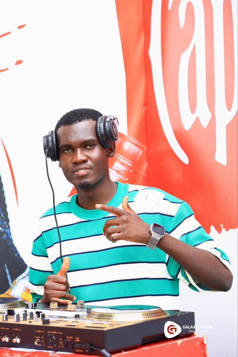 GalaxyFMUg's tweet image. Superstar @iamdjdenno spinning dope mixes ku #ZzinaBigBang 

Powered by #SpiceOn | #CaptainMorganUG