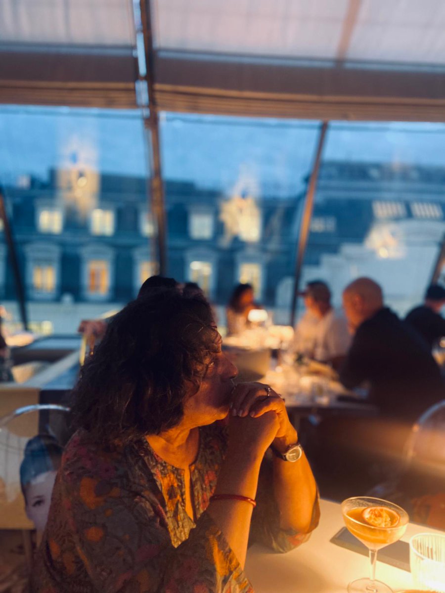 oldletterbox's tweet image. Today celebrating birthday in Jaipur but planning next in Paris 😊