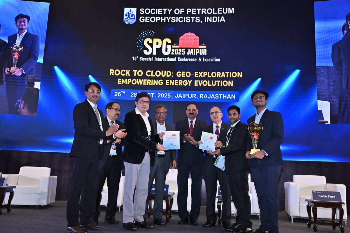 SPG__India's tweet photo. A renewed partnership! 🤝✨

SPG is delighted to announce the signing of an MoU between SPG and EAGE to strengthen our collaboration as associated societies.

#SPG #EAGE #Mastermind2025 #Geoscience #Geophysics #Collaboration #ProfessionalDevelopment #Aberdeen https://t.co/FSU4LOSIbD