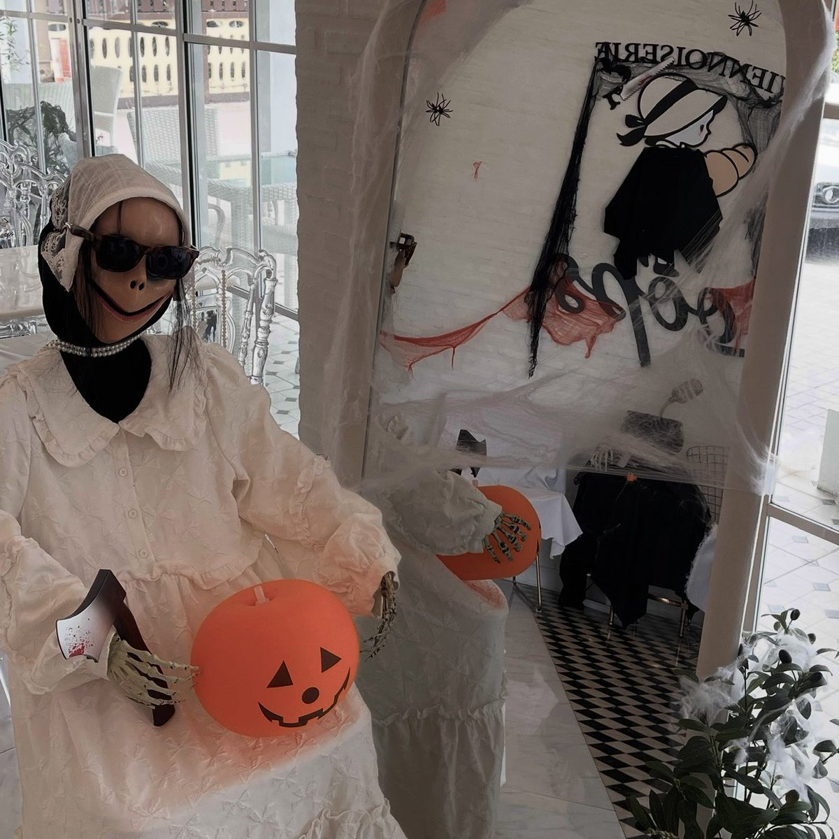 f1uerr's tweet photo. hall0wennn 🎃👻 https://t.co/Vi1LEluM5T