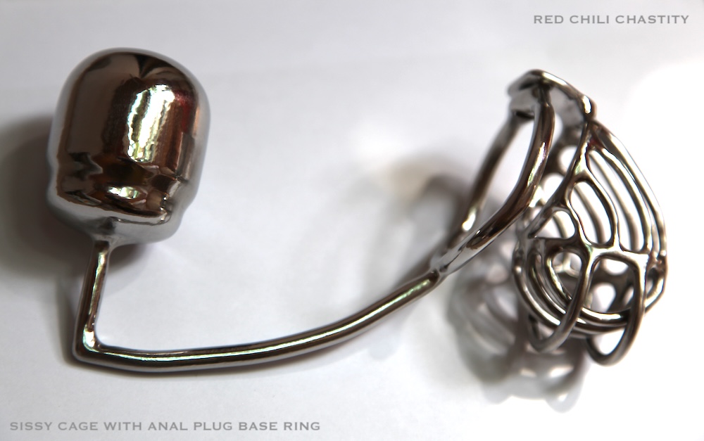 What if every movement of your cage also played with your ass? 😏
That’s exactly what our base ring with an integrated plug does. A classic in our catalog for years… and it’s back in style! 🔥
cage-de-chastete.com/en/plug-anal-s…