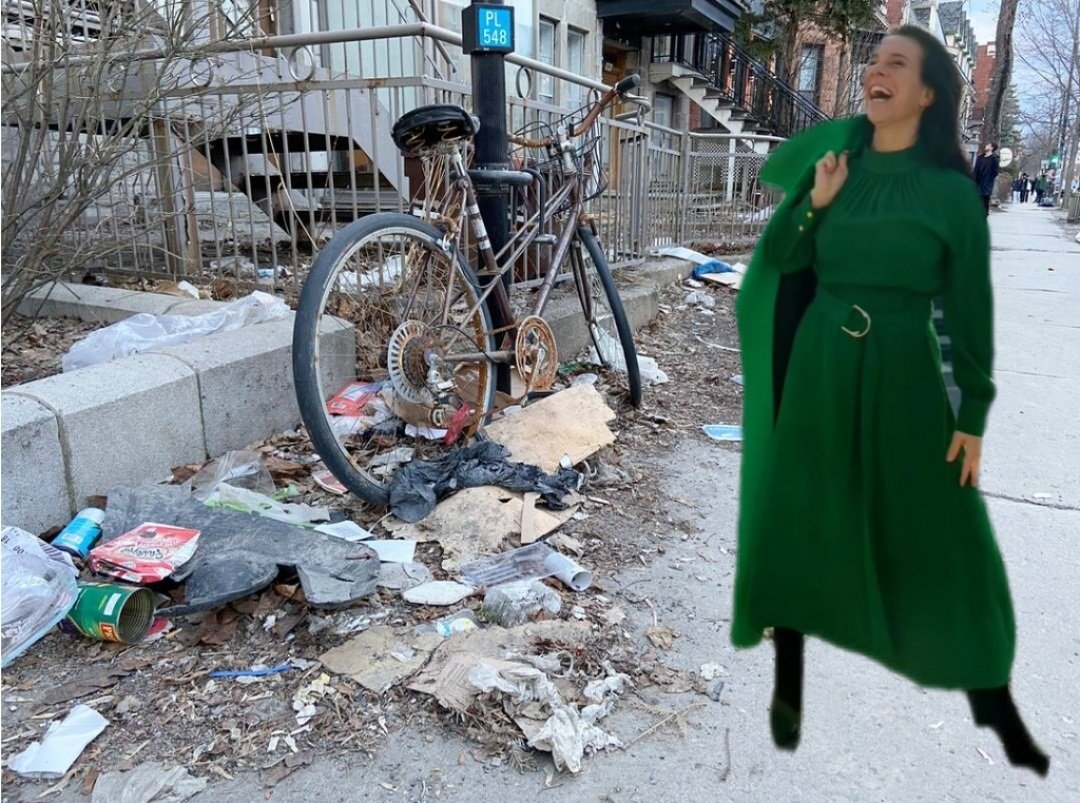 malaf01's tweet image. J&apos;adore l&apos;art urbain 
Alors j&apos;ai décidé d&apos;ajouter des décors urbains pour améliorer artistiquement ces oeuvres qui étaient de toutes façon déjà très près de la perfection.
Magnifique 🥰