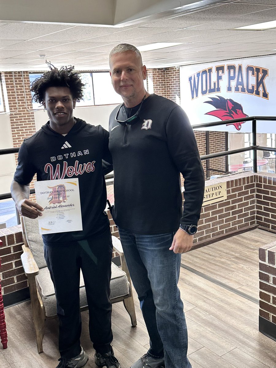 One of the best players in the state every Friday , one of the best students in the school every day! <a href="/AJAlexanderRB/">AJ Alexander</a> 
##MYUT #studentofthemonth