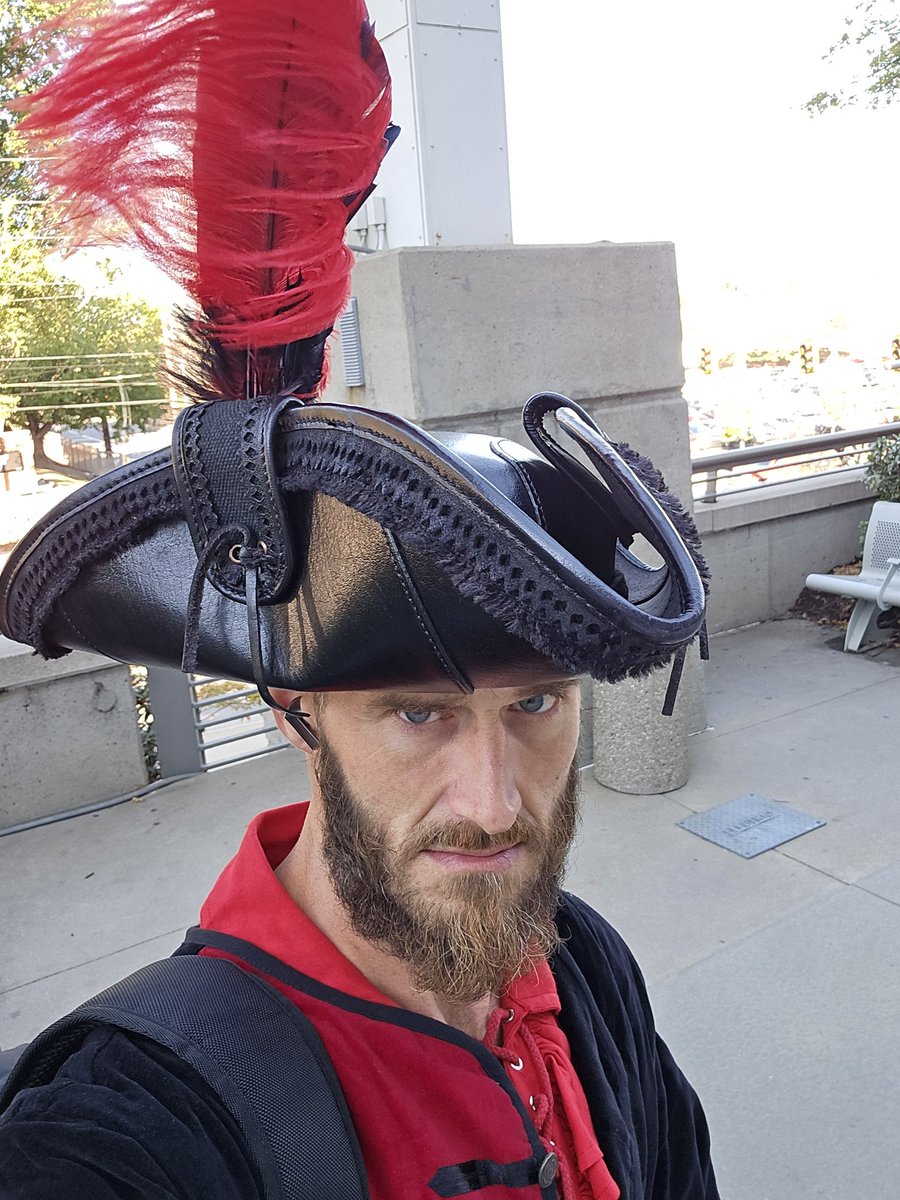 DreamHack Atlanta Day 1 and the Captain is on Deck!! Arrgggghhh!!