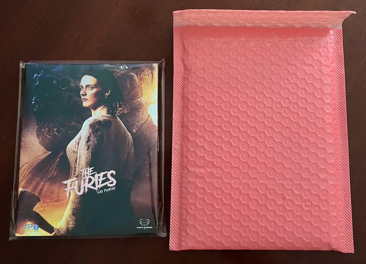 Una de las que ni me imaginaba que sacarían y que, una vez en preventa, es de las que más ganas tenía de que llegara. Gracias, <a href="/FilmsGabita/">Gabita Barbieri Films</a>.