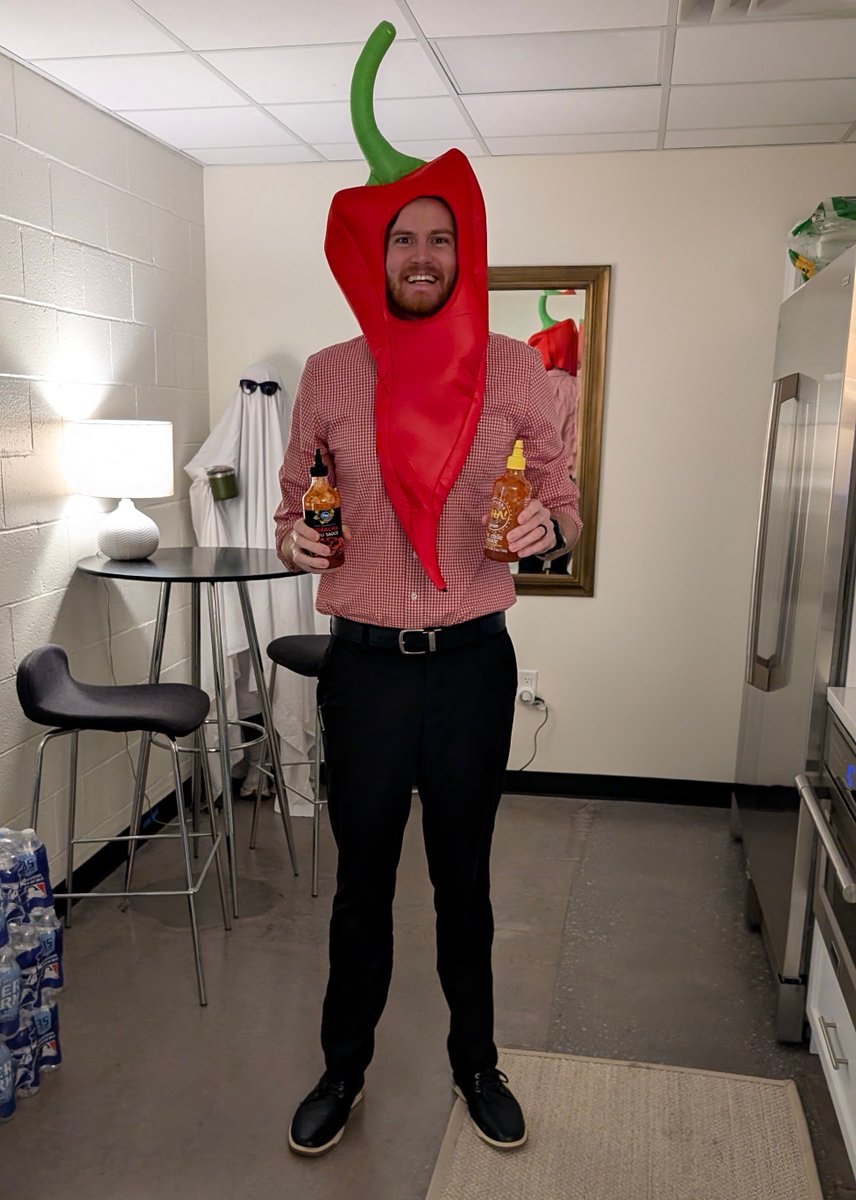 GlobalViewSC's tweet image. No, you're not seeing a ghost. Well... actually, you are.

The Global View team is serving all kinds of spooky, silly, and spicy looks today. We're here to remind you that financial planning doesn't have to be scary.

We hope everyone has a fun and safe Halloween!