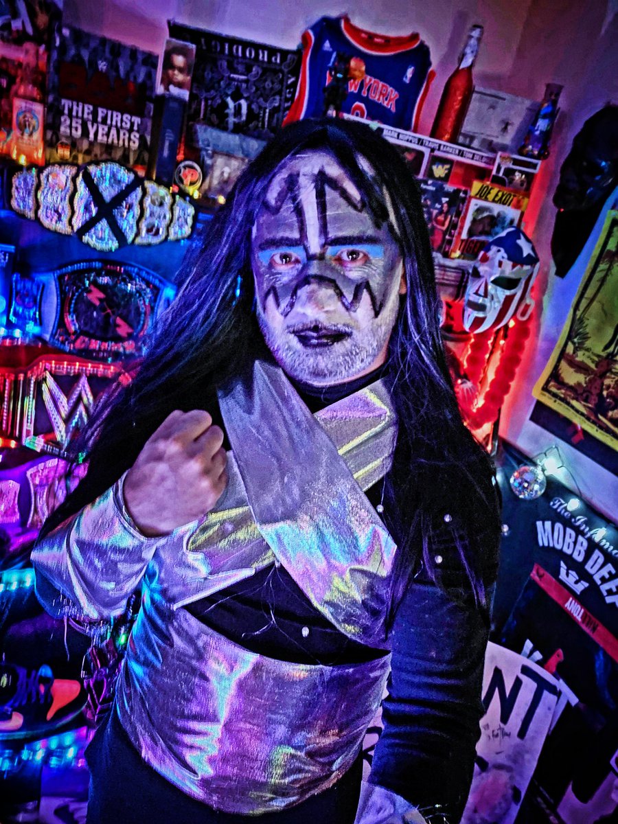 KombatJones's tweet image. Happy Halloween 🎸🌌🎃👽🛸👻🤘 @BustedOpenRadio @davidlagreca1 @bullyray5150 #bustedopen #bustedopen247 #prowrestling247 #kiss #kissarmy #acefrehley @RRWrestlingpod